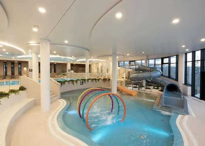 Polanki Aqua Apartment With Parking By Renters Prestige Kołobrzeg