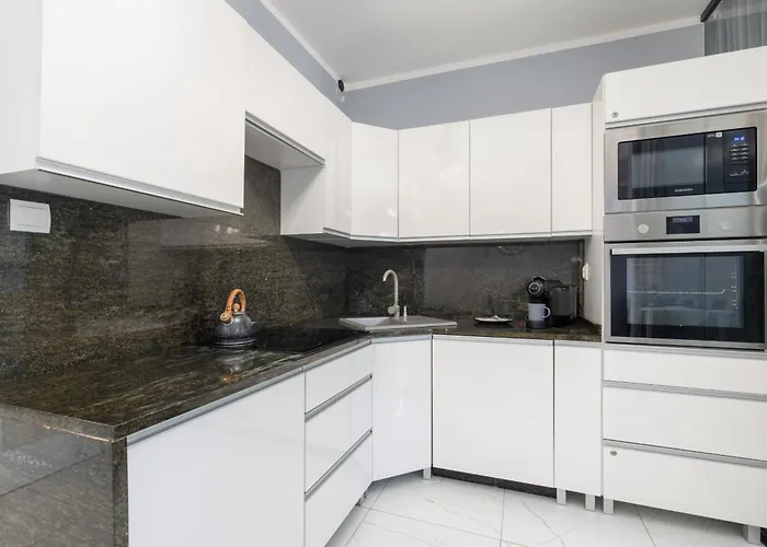 Kapitański Mostek Apartments Kołobrzeg by Renters