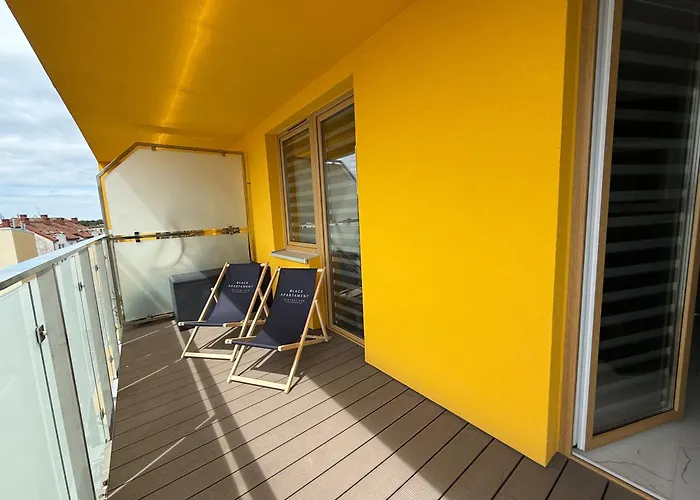 BLACK Apartament Miodowy Dom Kołobrzeg