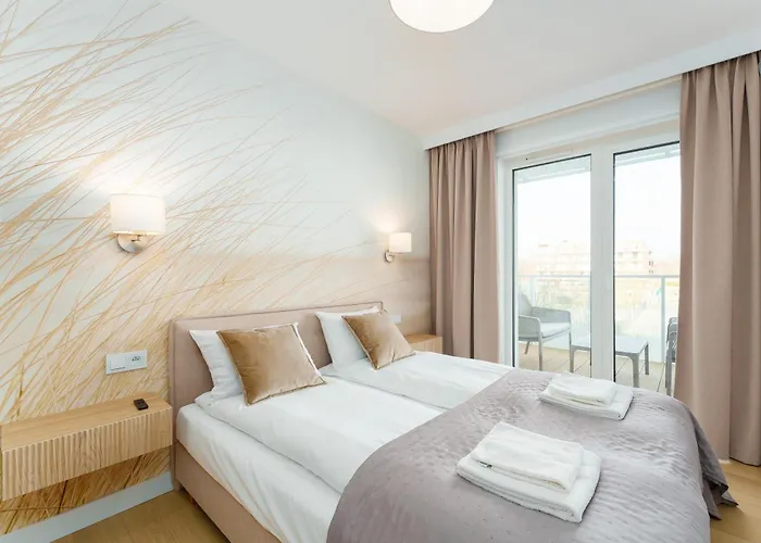 FARO Apartamenty Polanki Aqua SPA Deluxe 4 baseny w cenie, Pools im Preis Kołobrzeg