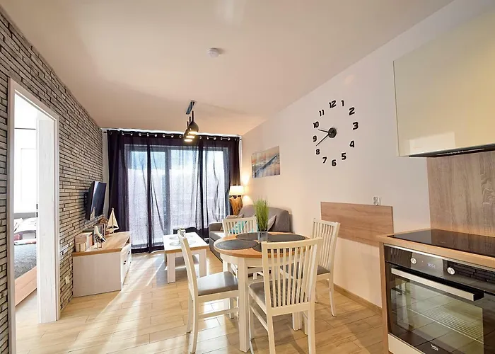 Apartament Oliwka Z Prywatnym Miejscem Postojowym Kolberg
